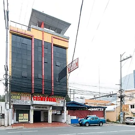 Reddoorz Plus @ Cosmo Hotel & Studio Suites Kamuning