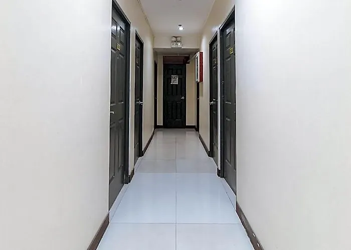 Reddoorz @ Cosmo & Kamuning